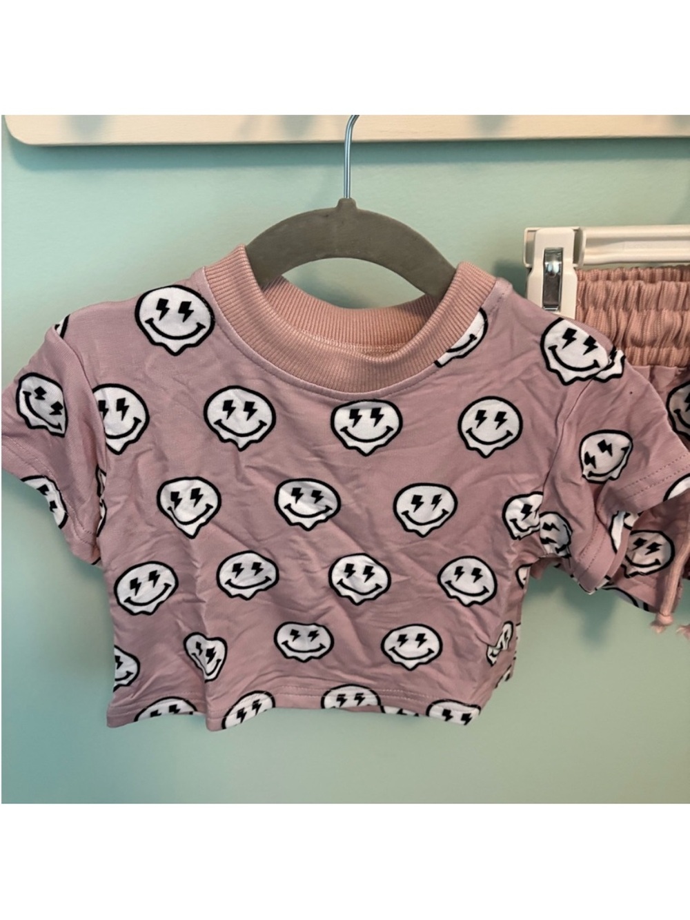 Smiley Face Print Set - Picture 2 of 6